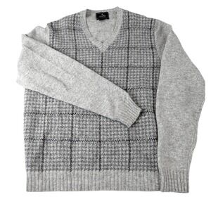 Brooks Brothers Shetland Houndstooth V-Neck Sweater Mens Large Grey Plaid Preppy
